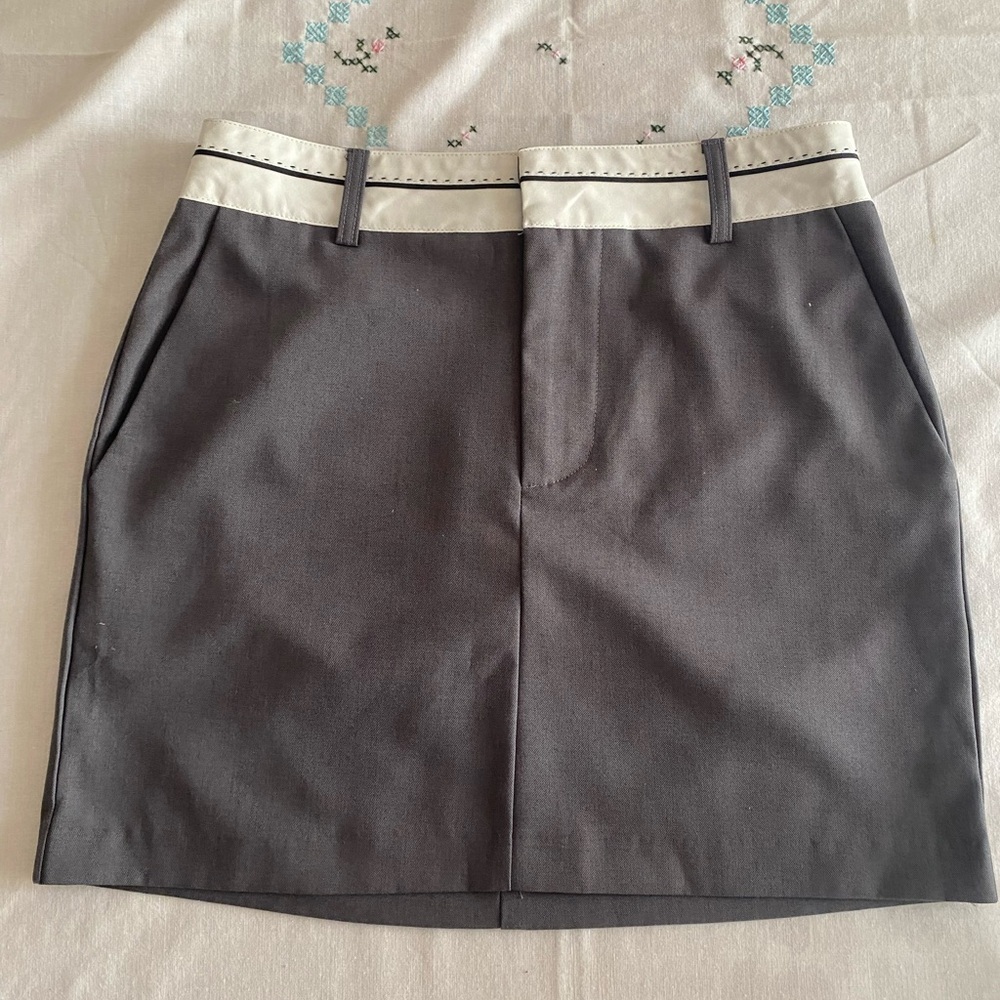 Sans Souci Gray Mini Skirt